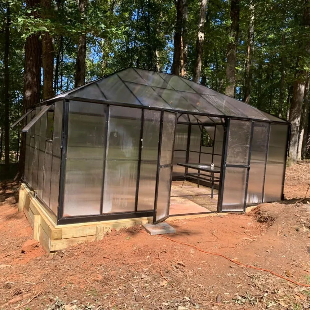 Custom-Built Glass Sunrooms for Outdoor Living - Versatile Designs​